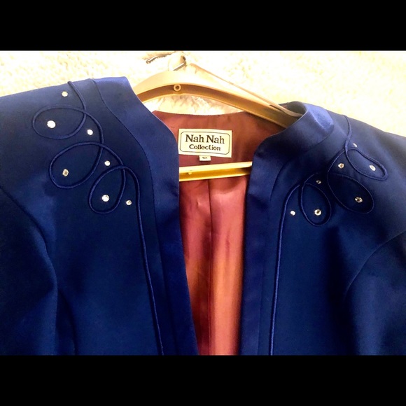 Dressed and embellished blazer - Picture 5 of 8